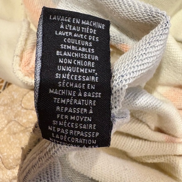 Roku Studio Mens sweatshirt featuring a wolf face size XL unique item - Picture 10 of 13